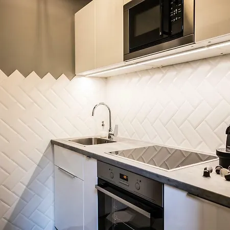 Sophie's Art Broadway Budapest