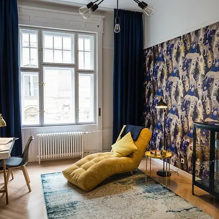 Sophie's Art Broadway Budapest