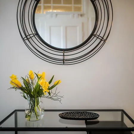 Sophie's Art Broadway *